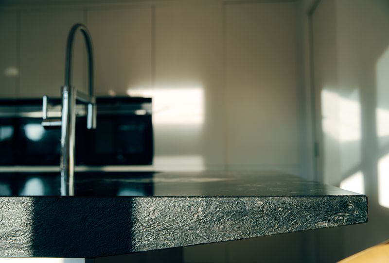 Küchenarbeitsplatte aus Naturstein